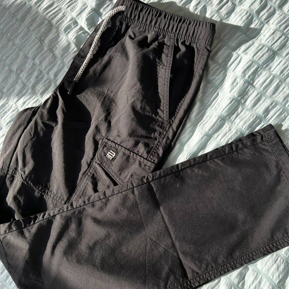 Men's Black Cargo Track Pants - Size Medium - Picture 3 of 4